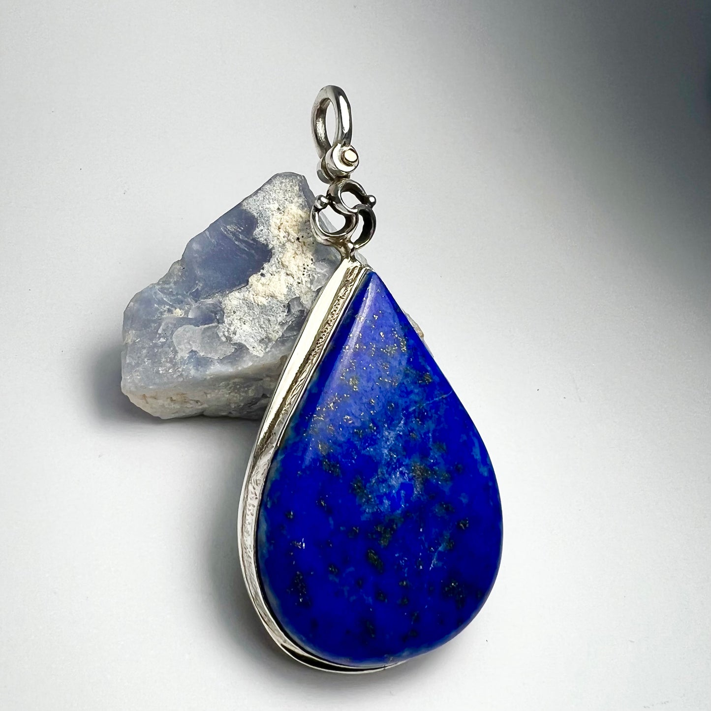 Lapis Lazuli and sterling Silver Pendant
